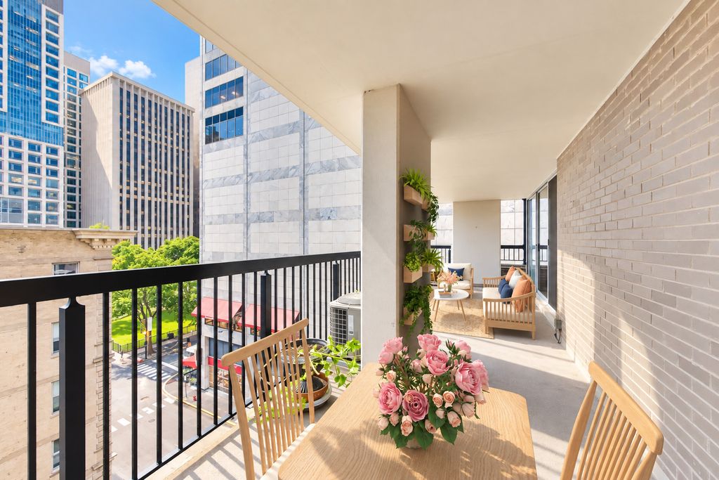 201 E Chestnut Street 8B, Chicago, IL 60611 — photo 2