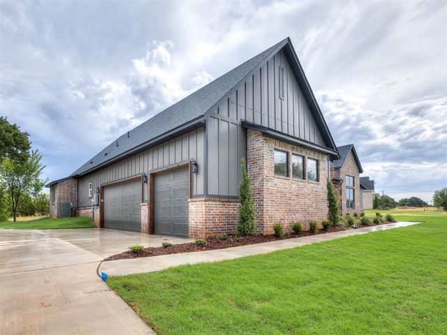 14117 N Ridge Drive, Choctaw, OK 73020