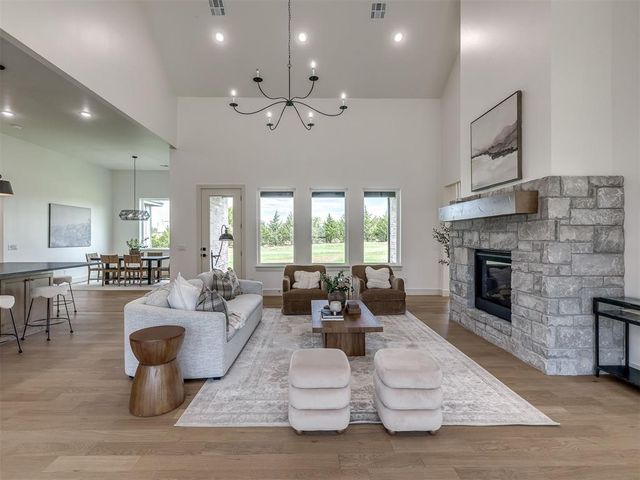 14117 N Ridge Drive, Choctaw, OK 73020
