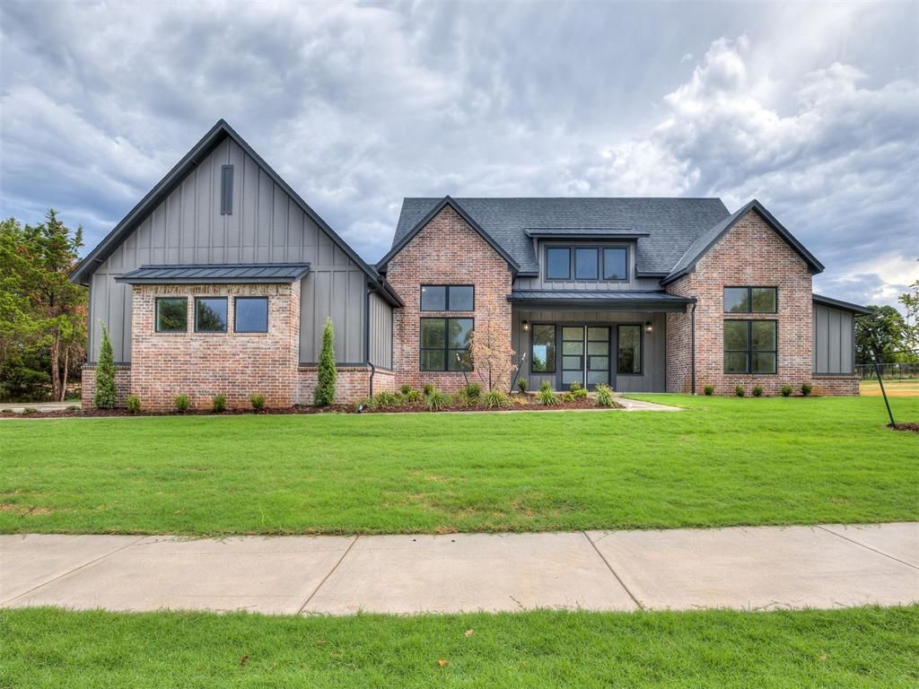 14117 N Ridge Drive, Choctaw, OK 73020