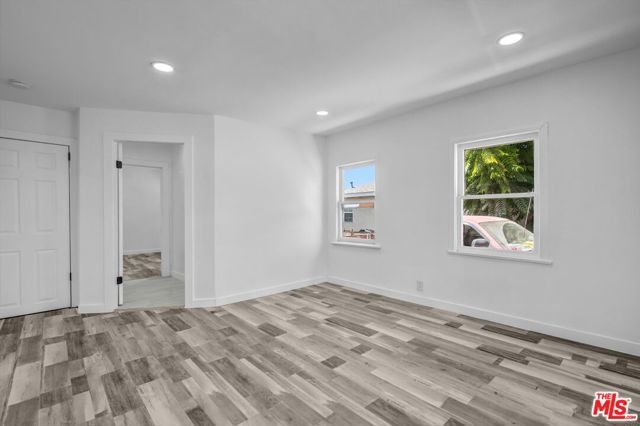 425 N Eastern Avenue, Los Angeles, CA 90022