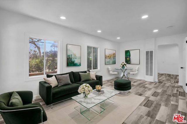 425 N Eastern Avenue, Los Angeles, CA 90022