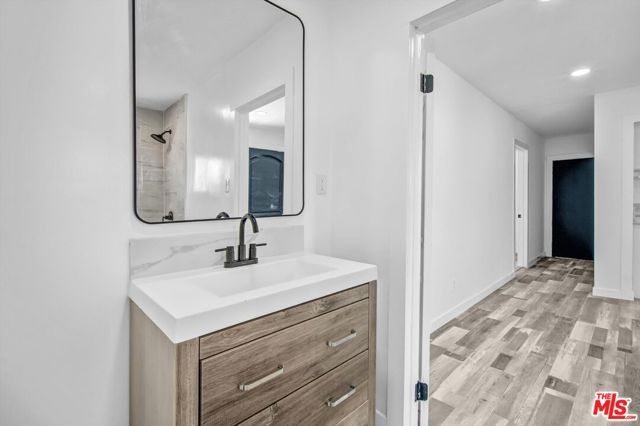425 N Eastern Avenue, Los Angeles, CA 90022