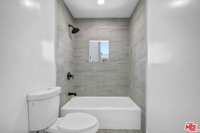 425 N Eastern Avenue, Los Angeles, CA 90022