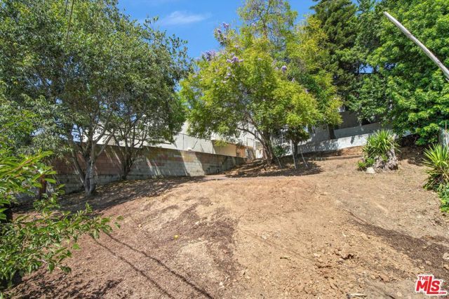 425 N Eastern Avenue, Los Angeles, CA 90022