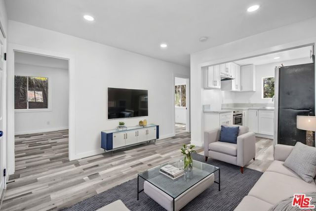 425 N Eastern Avenue, Los Angeles, CA 90022