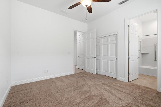 2472 Ashbridge Ln, Manteca, CA 95336