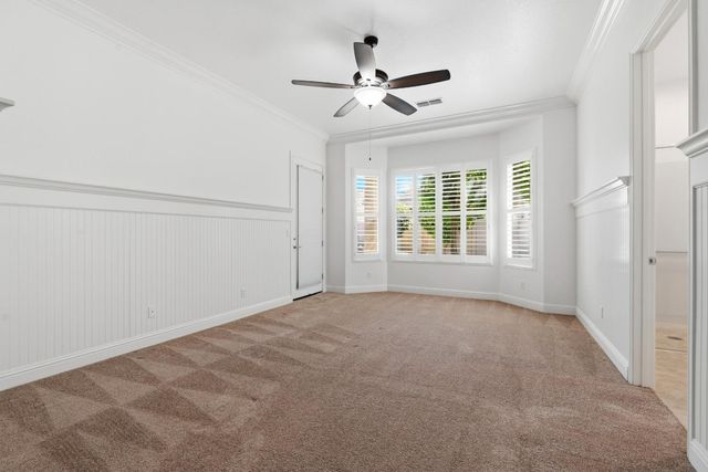 2472 Ashbridge Ln, Manteca, CA 95336