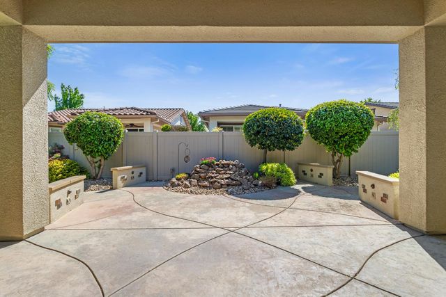 2472 Ashbridge Ln, Manteca, CA 95336