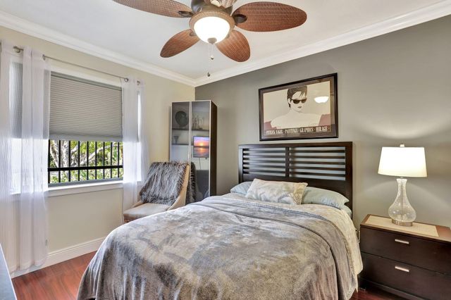 3273 Carambola Circle 23137, Pompano Beach, FL 33066