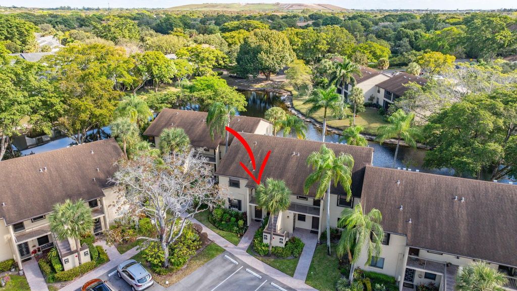 3273 Carambola Circle 23137, Pompano Beach, FL 33066