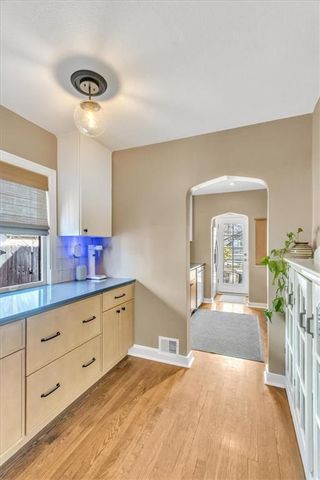 7547 Grand Avenue, Kansas City, MO 64114