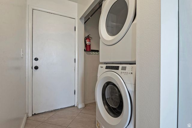 10543 S WEEPING WILLOW DR, Sandy, UT 84070