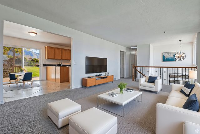 10543 S WEEPING WILLOW DR, Sandy, UT 84070