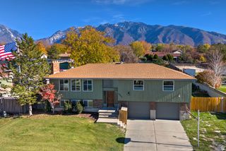 10543 S WEEPING WILLOW DR, Sandy, UT 84070