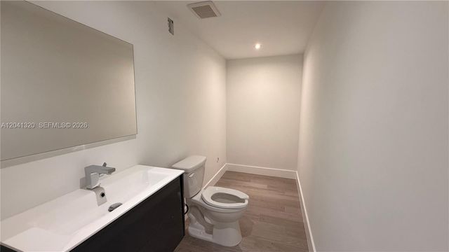 8335 NW 64th St 1, Medley, FL 33166