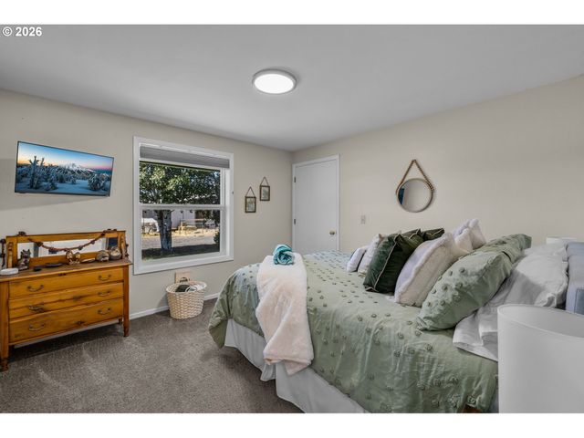 3099 Nw WILLIAMS Way, Redmond, OR 97756