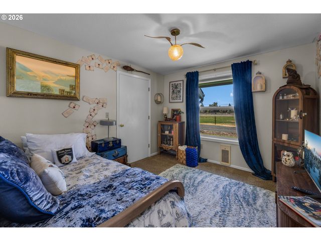 3099 Nw WILLIAMS Way, Redmond, OR 97756