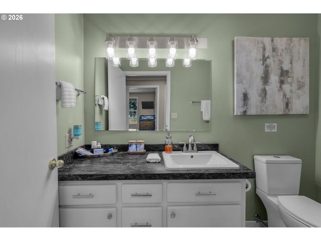3099 Nw WILLIAMS Way, Redmond, OR 97756