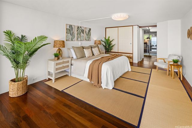 2999 Kalakaua Avenue 602 & 702, Honolulu, HI 96815