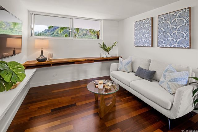 2999 Kalakaua Avenue 602 & 702, Honolulu, HI 96815