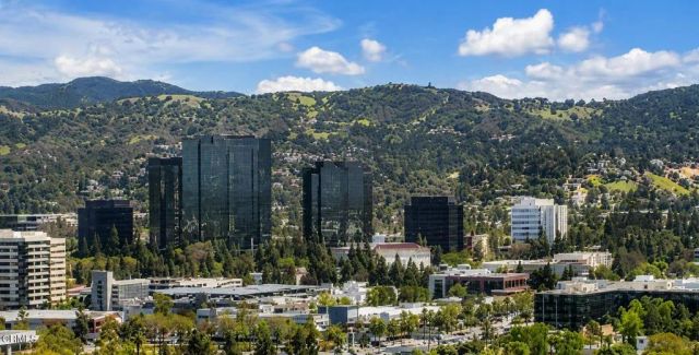 22901 Leadwell Street, West Hills, CA 91307