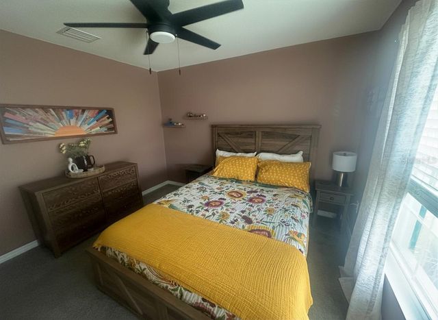 6830 SE 3RD LOOP, Ocala, FL 34472