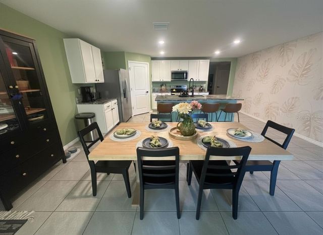 6830 SE 3RD LOOP, Ocala, FL 34472