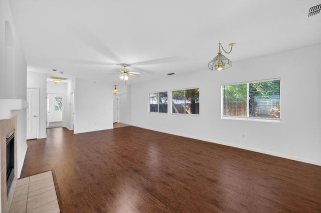 3420 Kodiak Island Pl, West Sacramento, CA 95691