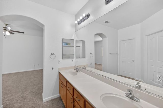 3420 Kodiak Island Pl, West Sacramento, CA 95691