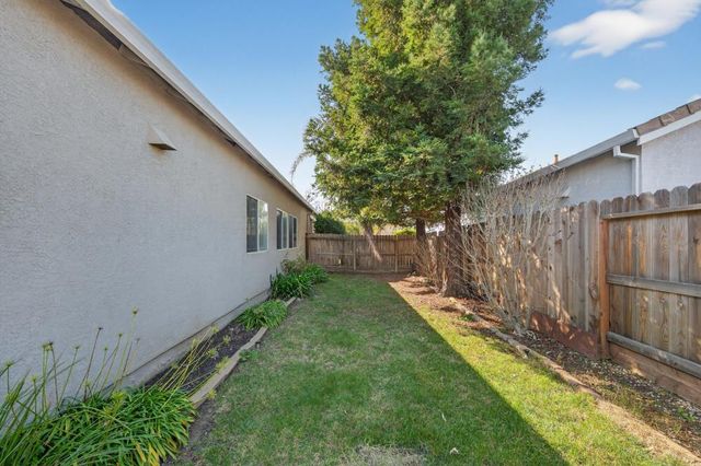 3420 Kodiak Island Pl, West Sacramento, CA 95691