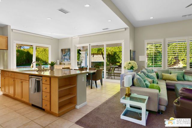 1420 Amelia Way, Palm Springs, CA 92262