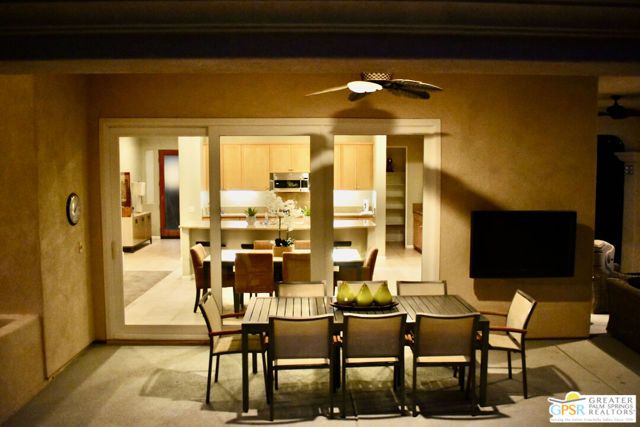 1420 Amelia Way, Palm Springs, CA 92262