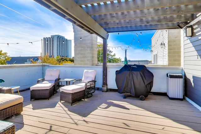 2134 W Crystal Street 3, Chicago, IL 60622