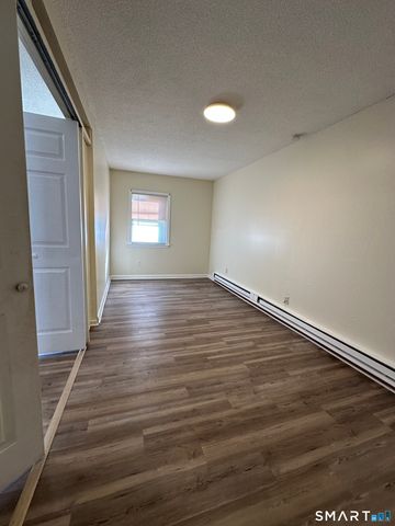 25-29 Locust Street, New Britain, CT 06051