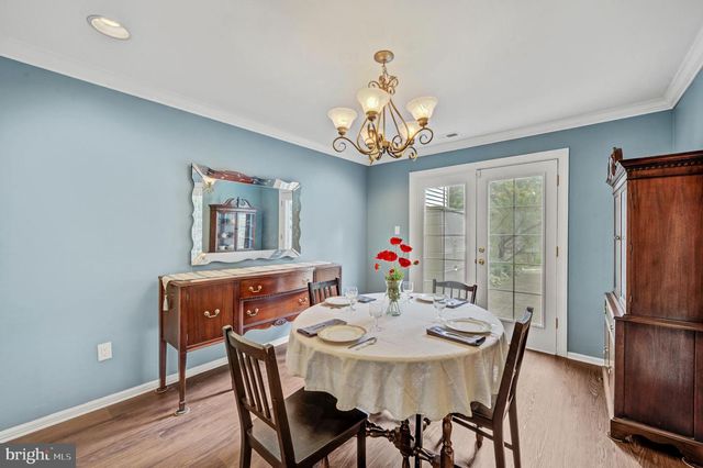 3 SANDHURST DR, Mount Laurel, NJ 08054