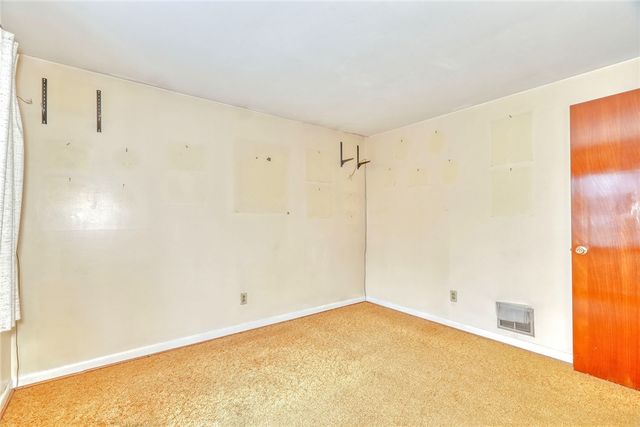 110 Ridgewood Road, Greece, NY 14626