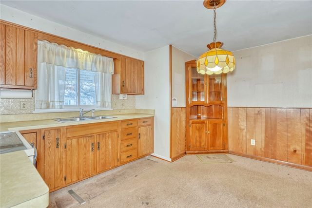 110 Ridgewood Road, Greece, NY 14626