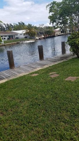 2801 NE 59th Court, Fort Lauderdale, FL 33308