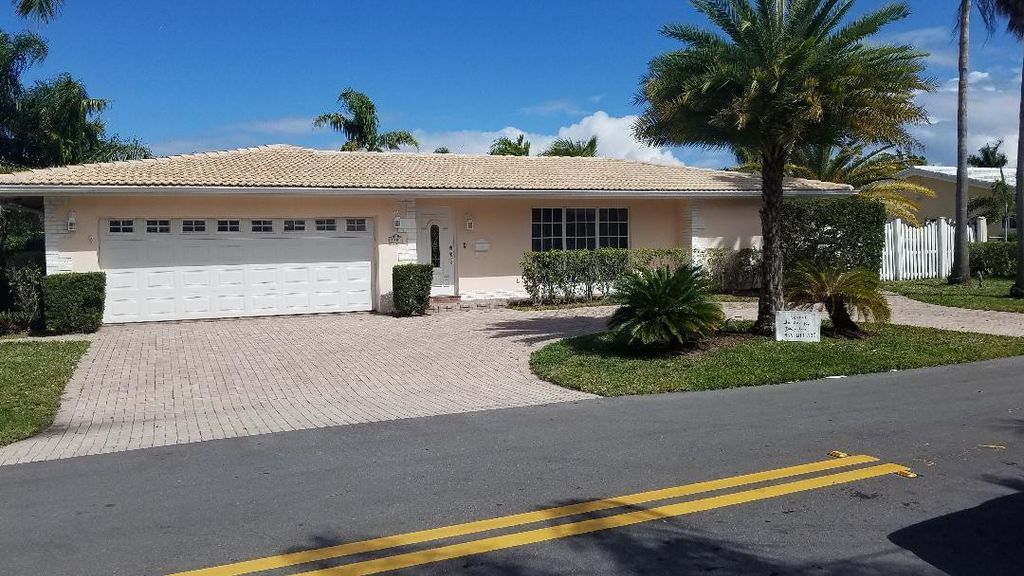 2801 NE 59th Court, Fort Lauderdale, FL 33308