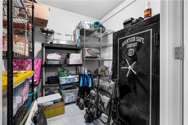 630 Shadow Mountain Drive, Kingman, AZ 86409