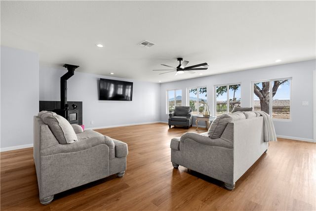 630 Shadow Mountain Drive, Kingman, AZ 86409