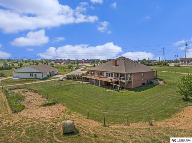 6500 Princeton Road, Firth, NE 68358