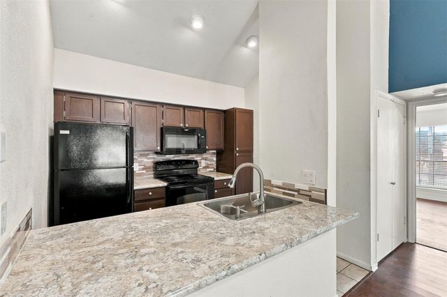 8055 Cambridge Street 84, Houston, TX 77054