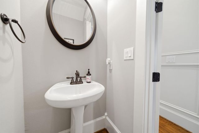 844 E 26th Street, Houston, TX 77009