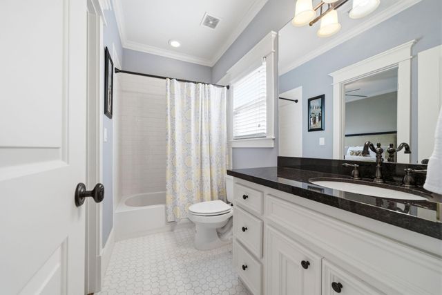 844 E 26th Street, Houston, TX 77009