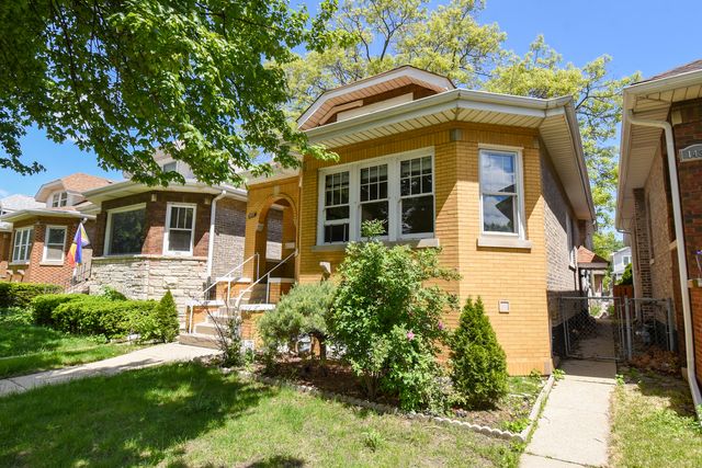 1437 Maple Avenue, Berwyn, IL 60402