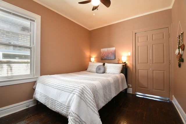 1437 Maple Avenue, Berwyn, IL 60402