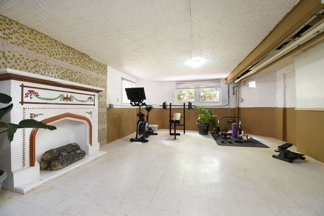 1437 Maple Avenue, Berwyn, IL 60402