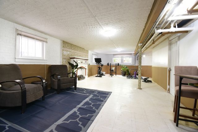 1437 Maple Avenue, Berwyn, IL 60402